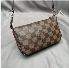 LOUIS VUITTON Brown Damier