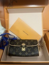 Louis Vuitton Monogram Camille