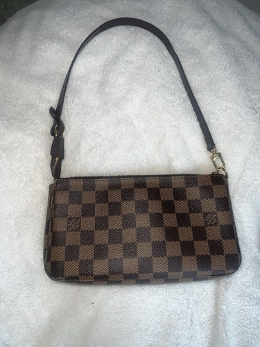 Louis vuitton pochette - louis,