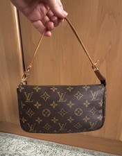 Louis Vuitton Pochette