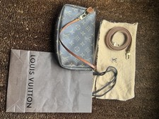 Louis Vuitton Pochette