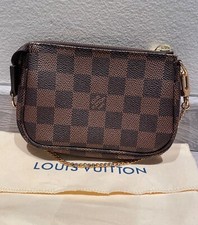 Louis Vuitton Pochette