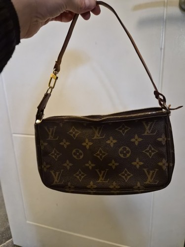 Louis vuitton pochette - louis,